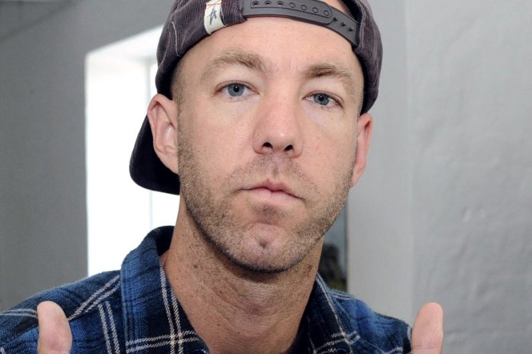 Andrew Reynolds : The Boss à 46 ans, sobre et toujours sur Thrasher