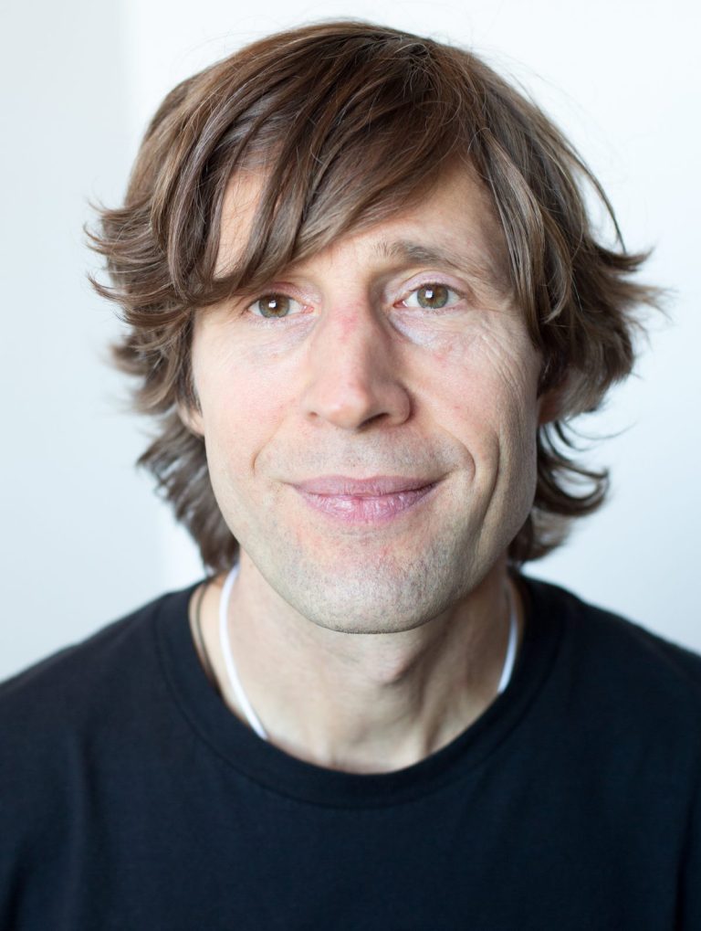 Rodney Mullen 2026 — il file encore des sessions aux gosses à 59 ans
