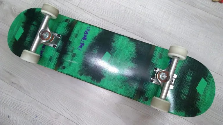 Roulements skate 2026 : ABEC c&rsquo;est du marketing — voilà ce qui te fait rouler vite