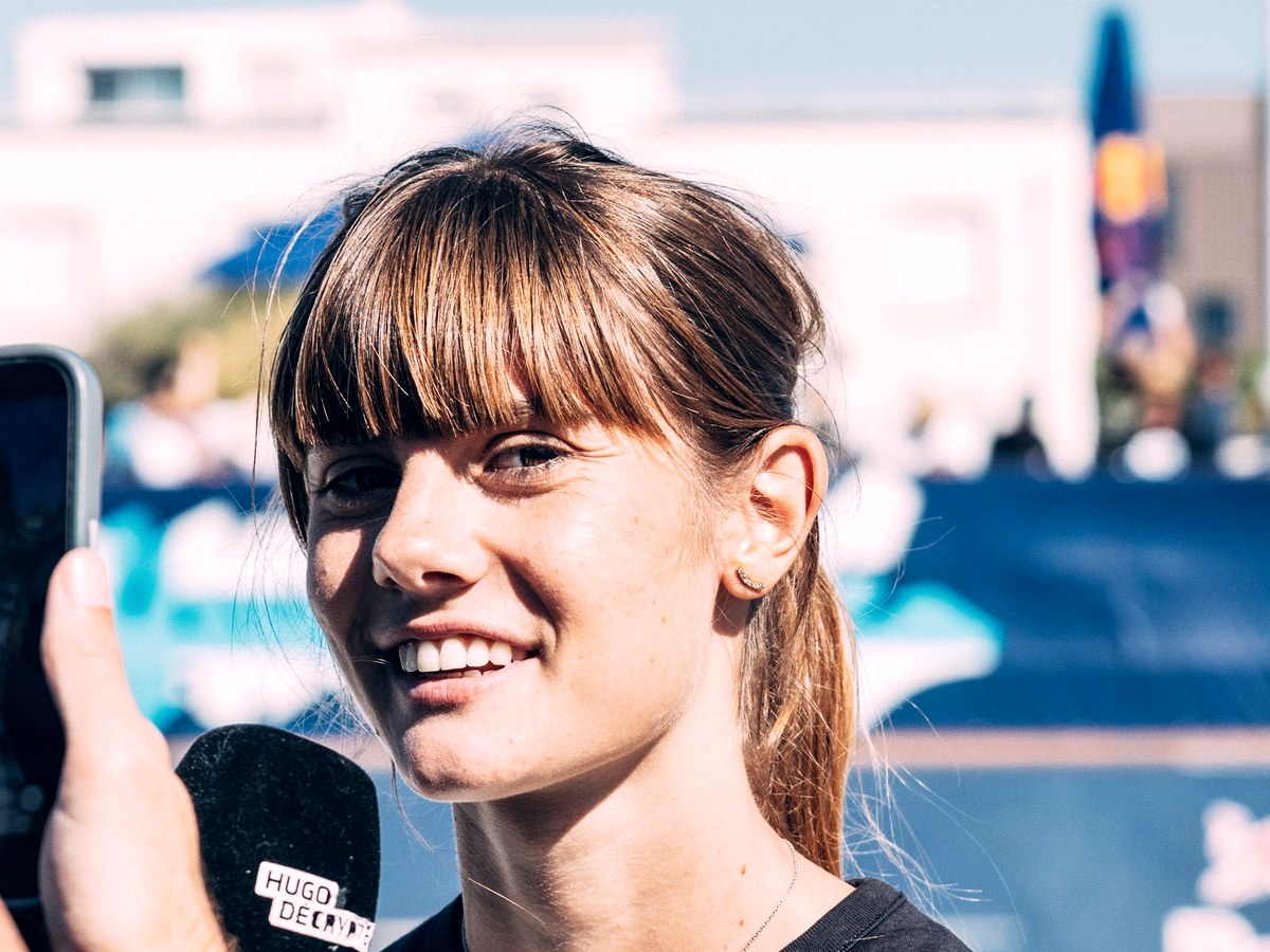 Émilie Alexandre, skateuse marseillaise, en interview au Red Bull Bowl Rippers 2026 au bowl du Prado