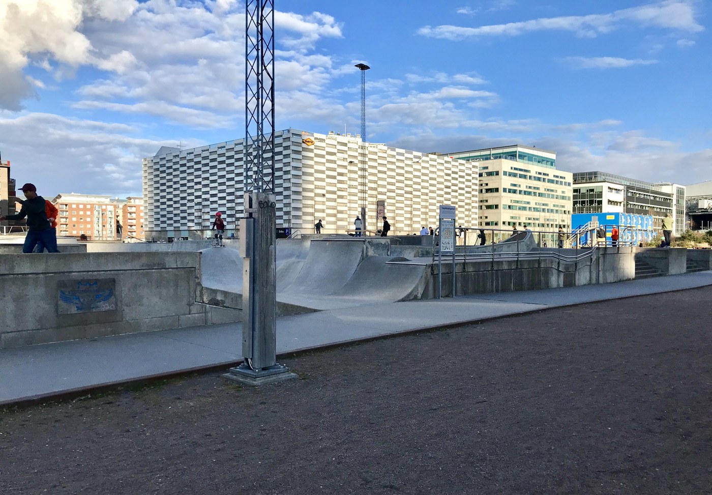 Zone street de Stapelbäddsparken, un des spots de skate que la ville de Malmö a construits et payés