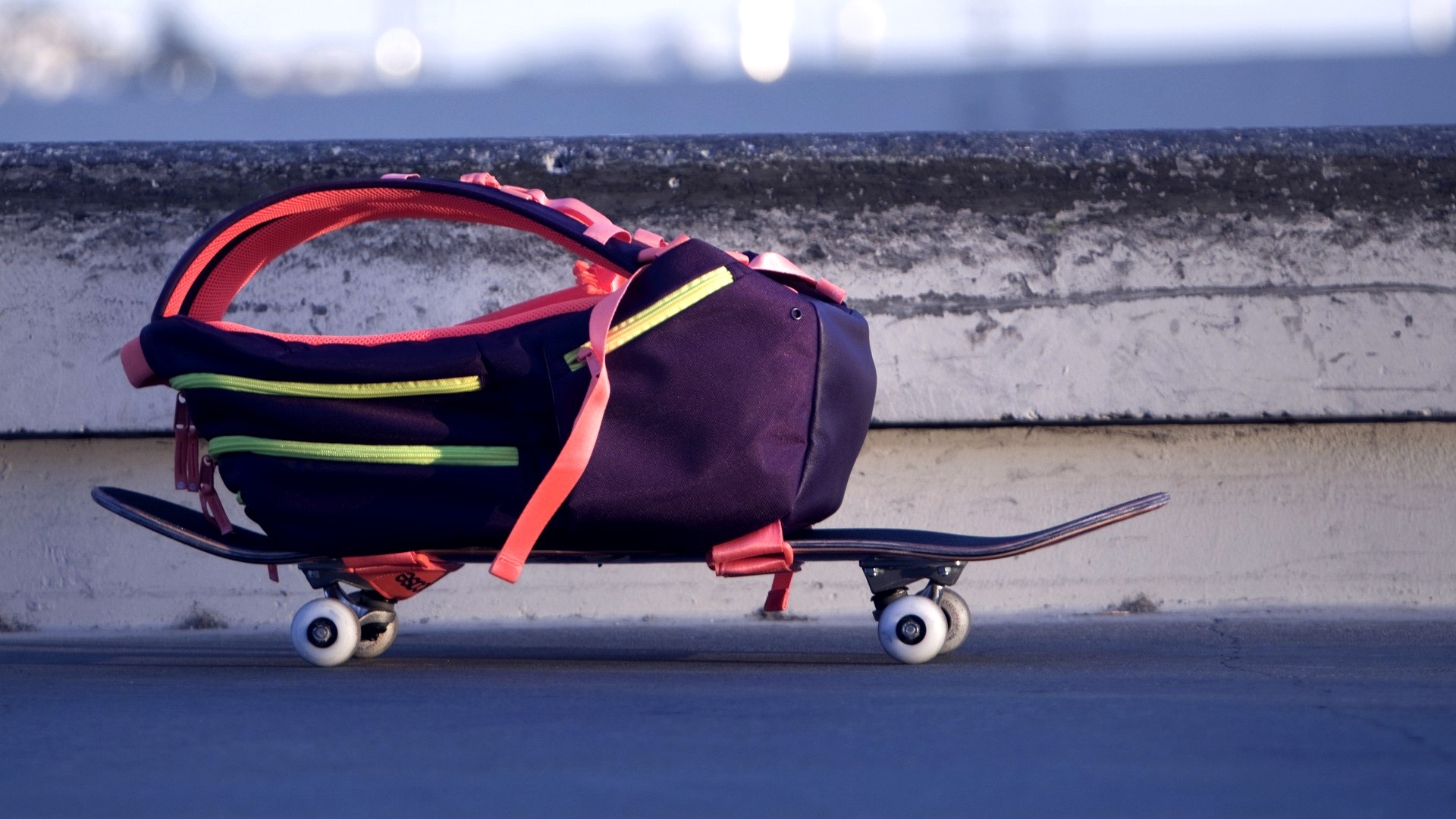 Sac à dos de skate : les 6 trucs qui sont toujours dedans (et le critère que les sacs mode zappent)