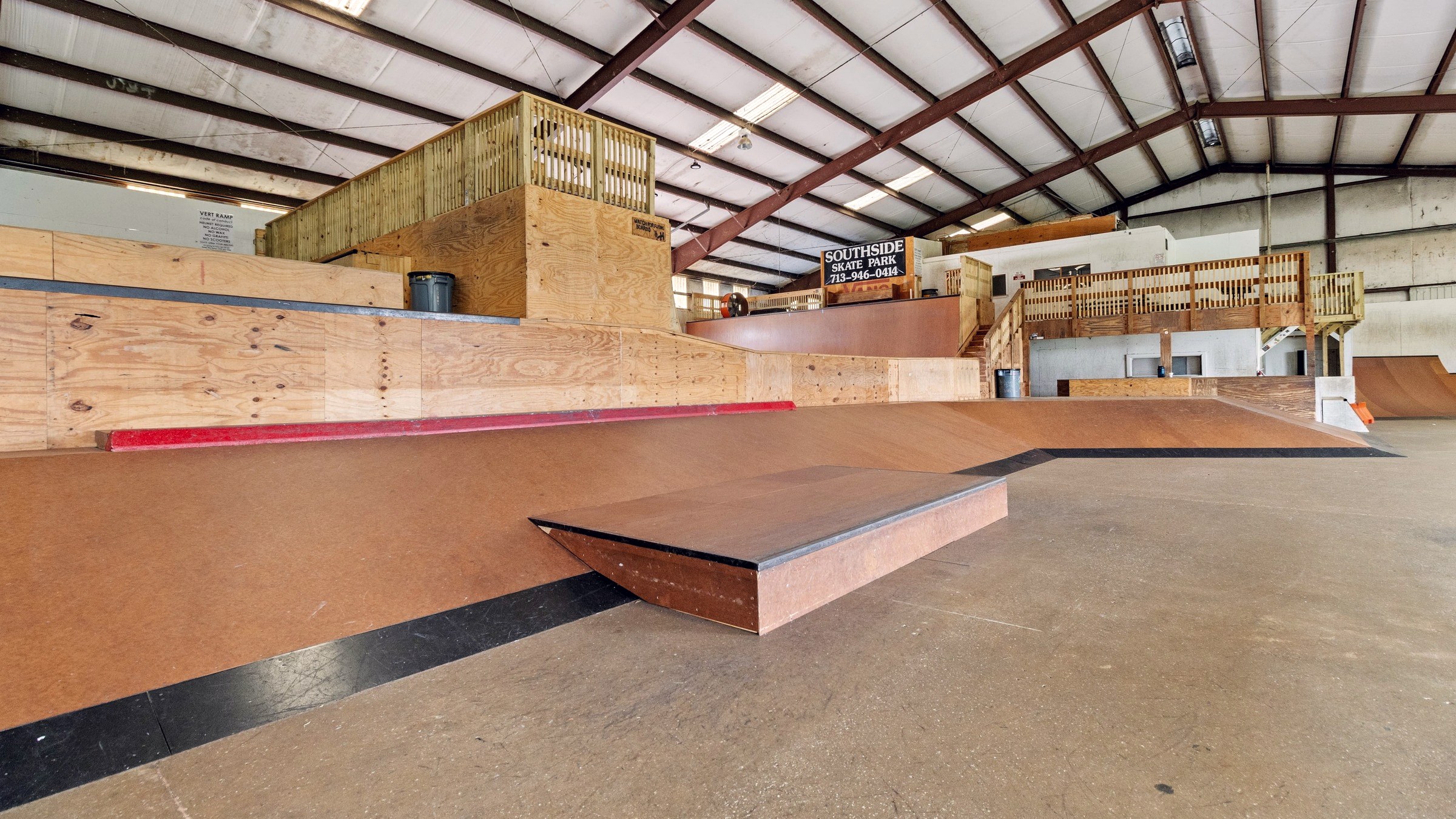 Le street course du Southside Skate Park de South Houston, théâtre du Red Bull LEDGEnds 2026