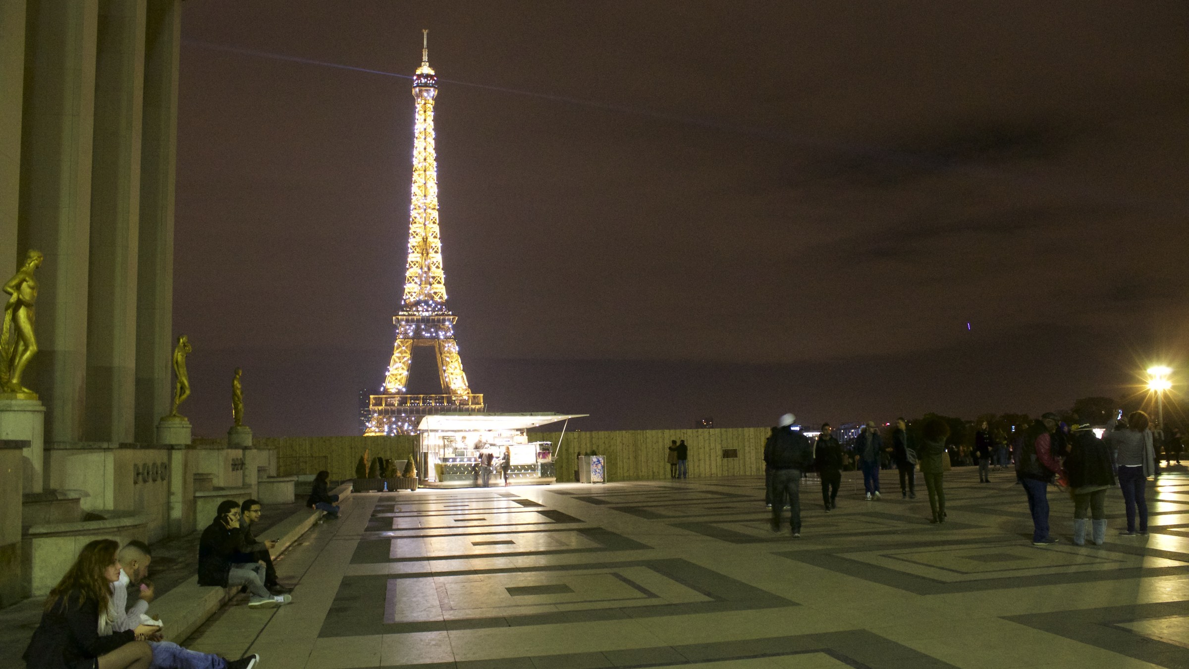 Trocadéro : 89 ans que le spot le plus photographié de France n&rsquo;est pas fait pour toi