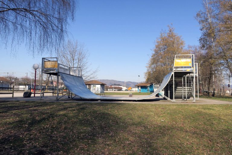 2 820 skateparks français ferment à la nuit tombée — et personne n&rsquo;a jamais pris cette décision