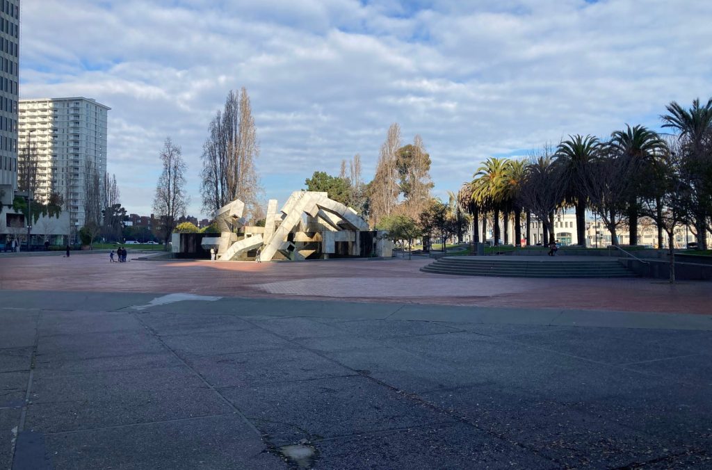 Embarcadero Plaza à San Francisco, ancien spot EMB, à deux pas du ledge du Hubba Hideout