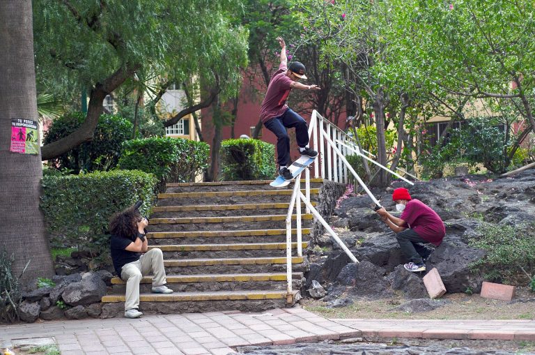 Smith grind : l&rsquo;angle du corps n&rsquo;est jamais bon — d&rsquo;où ça vient vraiment ?